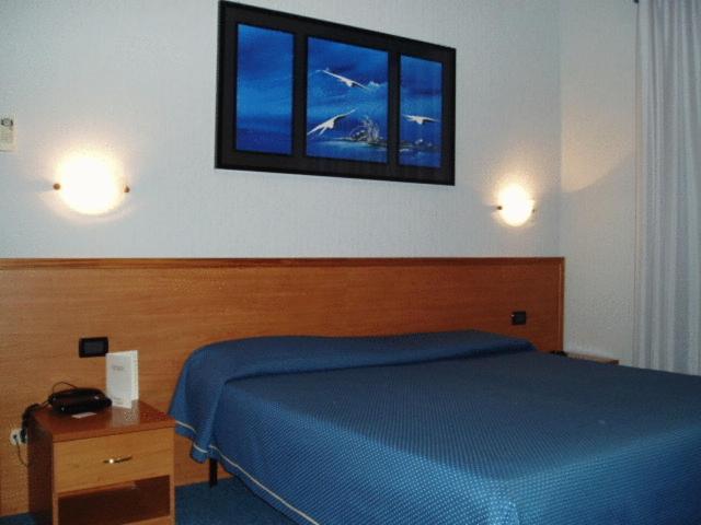 Hotel Lincoln Cinisello Balsamo Esterno foto